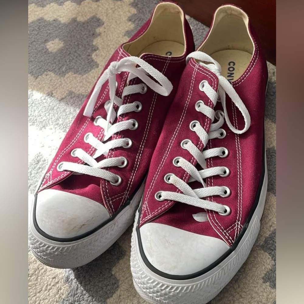 Chuck Taylor All Star Low Tops, Maroon, Euro size 46.5